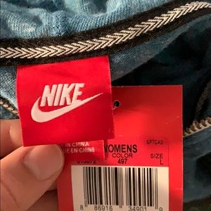 Women’s Size Large Nike Teal Sweatsuit